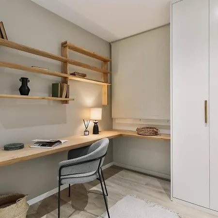 Lägenhet Arienzo - 2 Bedrooms And Balcony In Sant Gervasi *