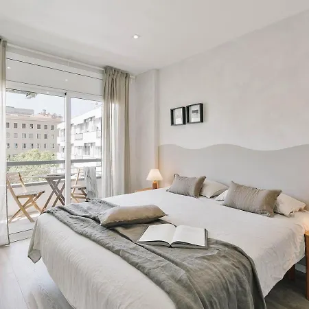 Arienzo - 2 Bedrooms And Balcony In Sant Gervasi